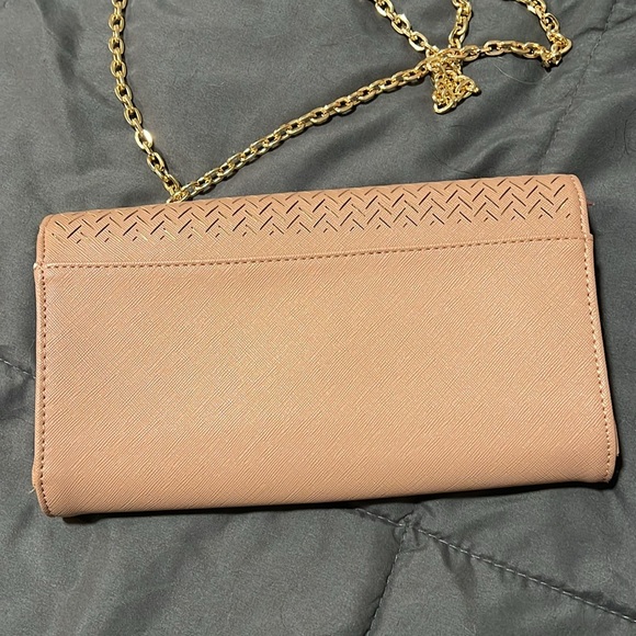 Elegant Pink and Gold Chain Strap Women's Bag - Picture 6 of 6
